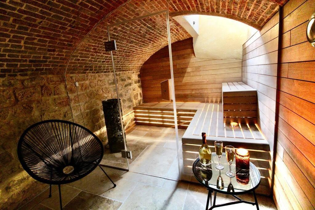 Apartment Le Beauvoisine - Jacuzzi Sauna Centre Free Parking *